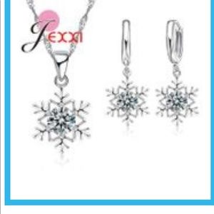 Snowflake necklace and earring set